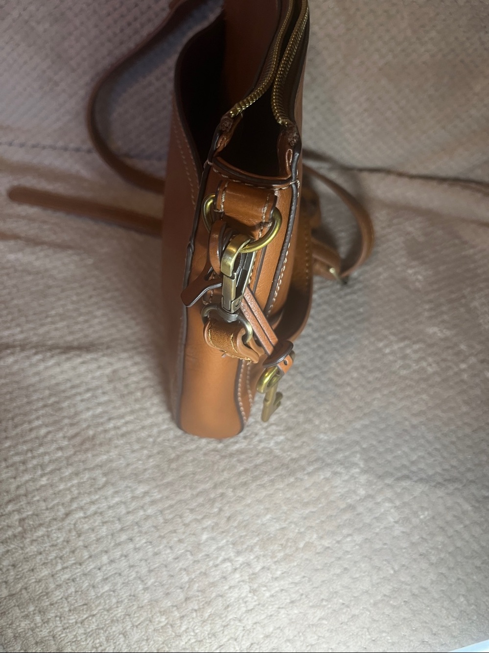 Fossil Classic Tan Leather Crossbody Bagpipe - Picture 7 of 12